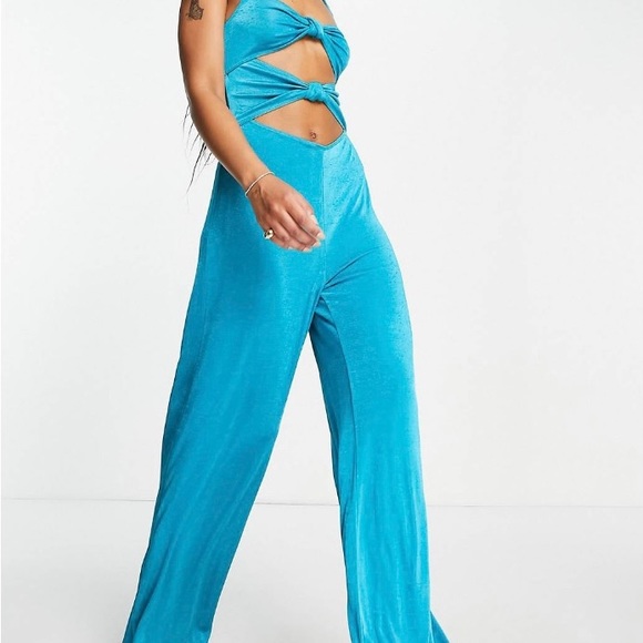TOPSHOP CutOut Sleeveless Wide Leg Jumpsuit - Picture 6 of 8